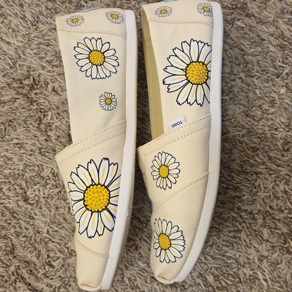 Toms Daisy Print Shoes Size 8.5 - Picture 3 of 5
